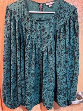 Lightweight blouse
